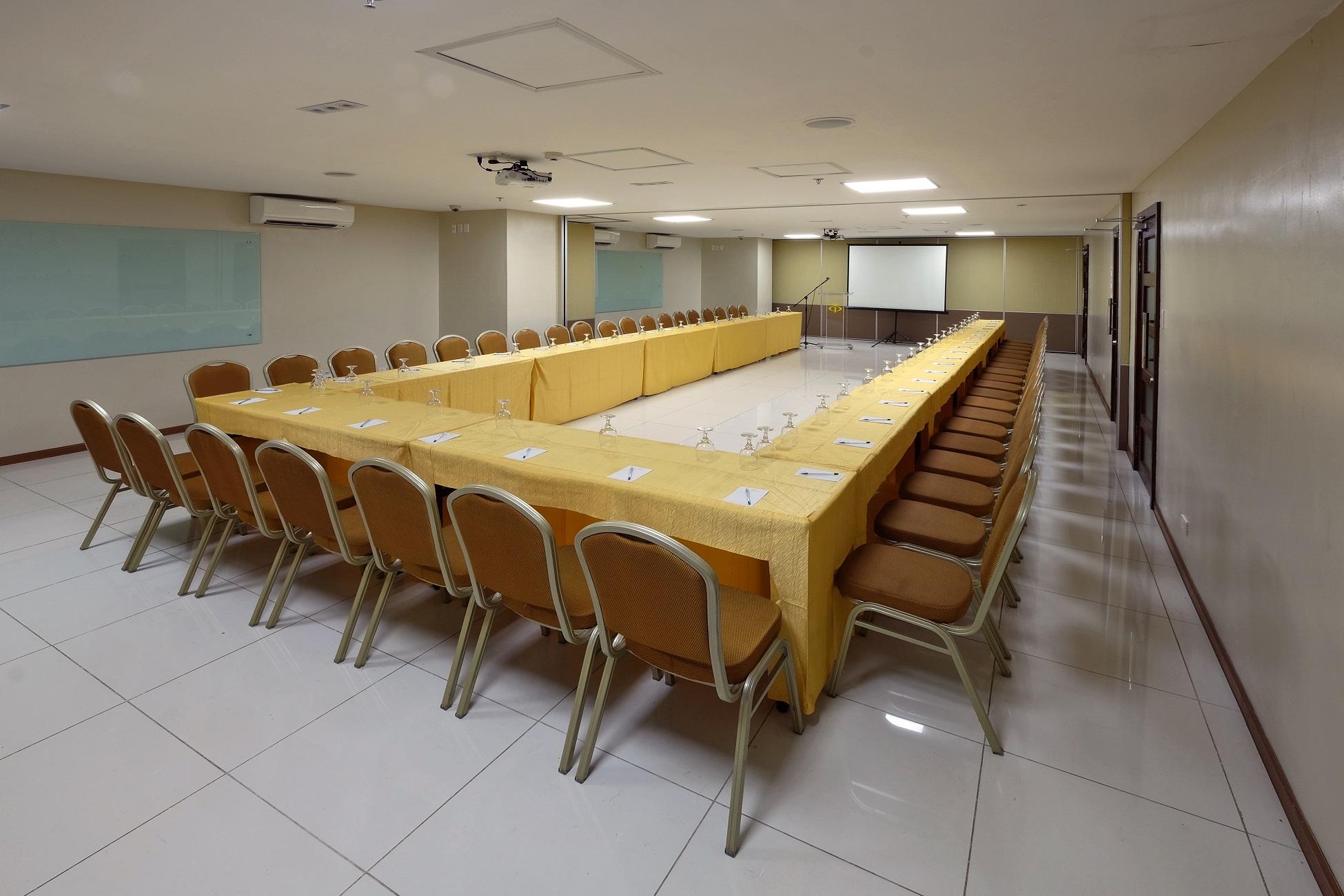โกลด์เด็น พริ้นซ์ โฮเต็ล Hotel Cebu ภายนอก รูปภาพ